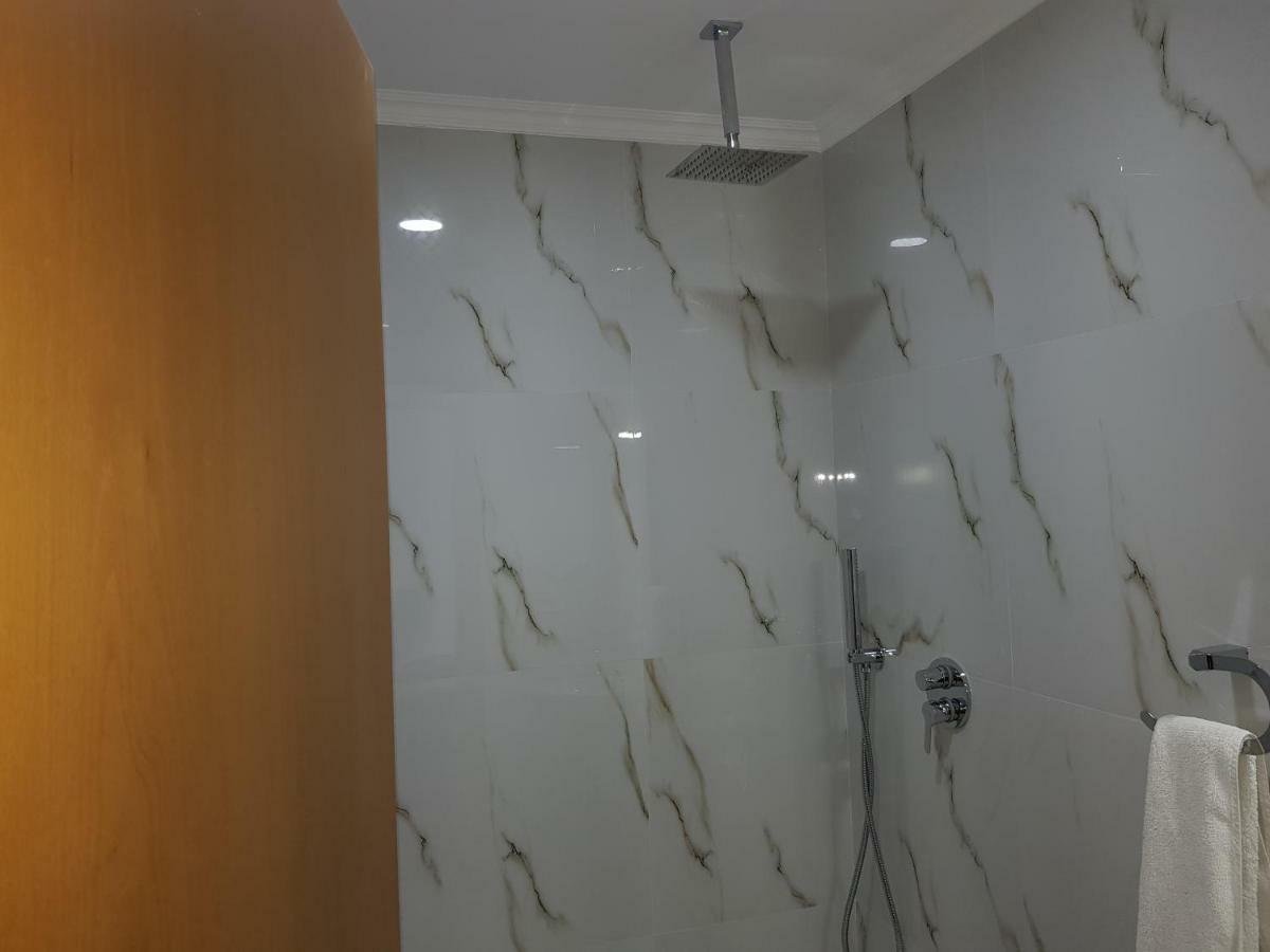 Hotel Verzaci Rinas ห้อง รูปภาพ
